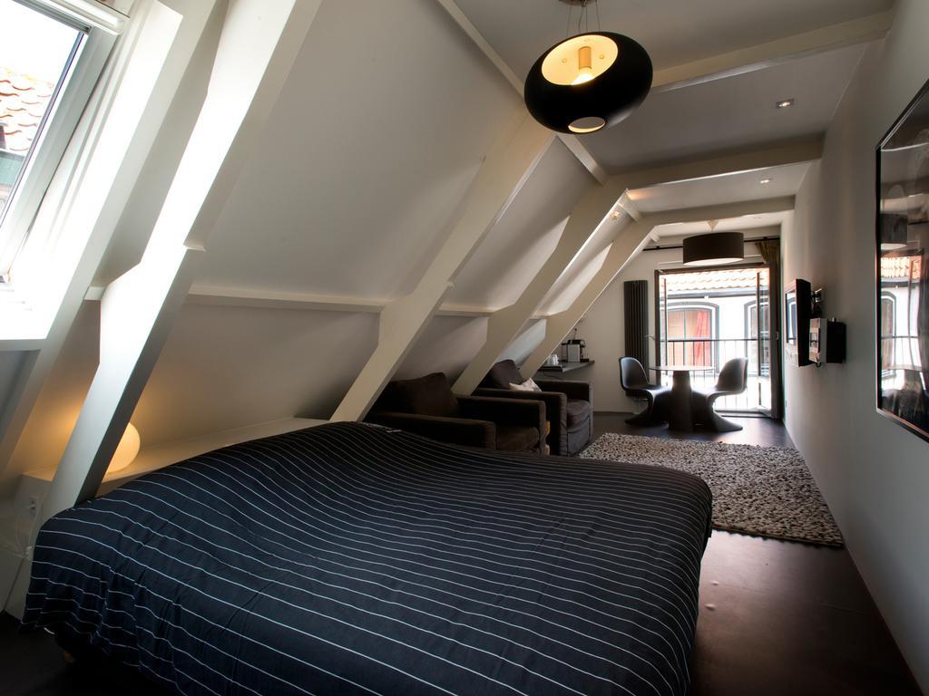 فندق دِن بورِخْفي  Studio Molenstraat الغرفة الصورة